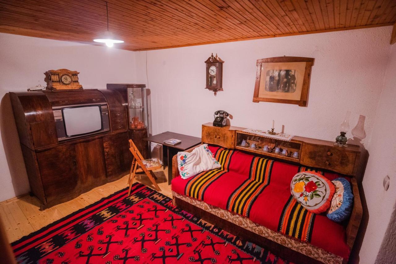 Apartment In Antique Museum Filip Bitola Eksteriør billede